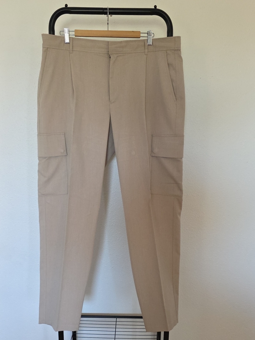 Alfani Khaki Cargo Dress Pants. 40Wx32L.